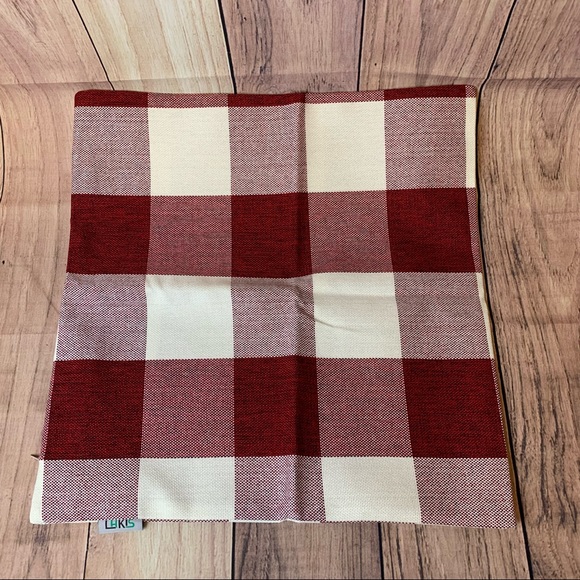 Fixwal 2pcs Red and White Buffalo Check Plaid Throw Pillow Covers 45x45cm - Picture 4 of 8